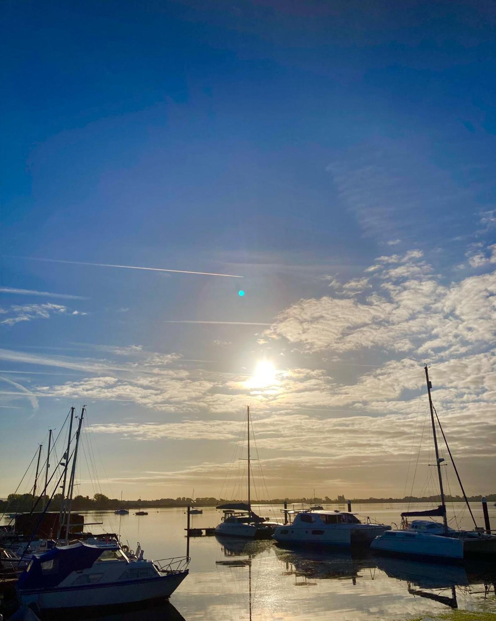 Sea Breeze Ark 900 Emsworth Exterior foto