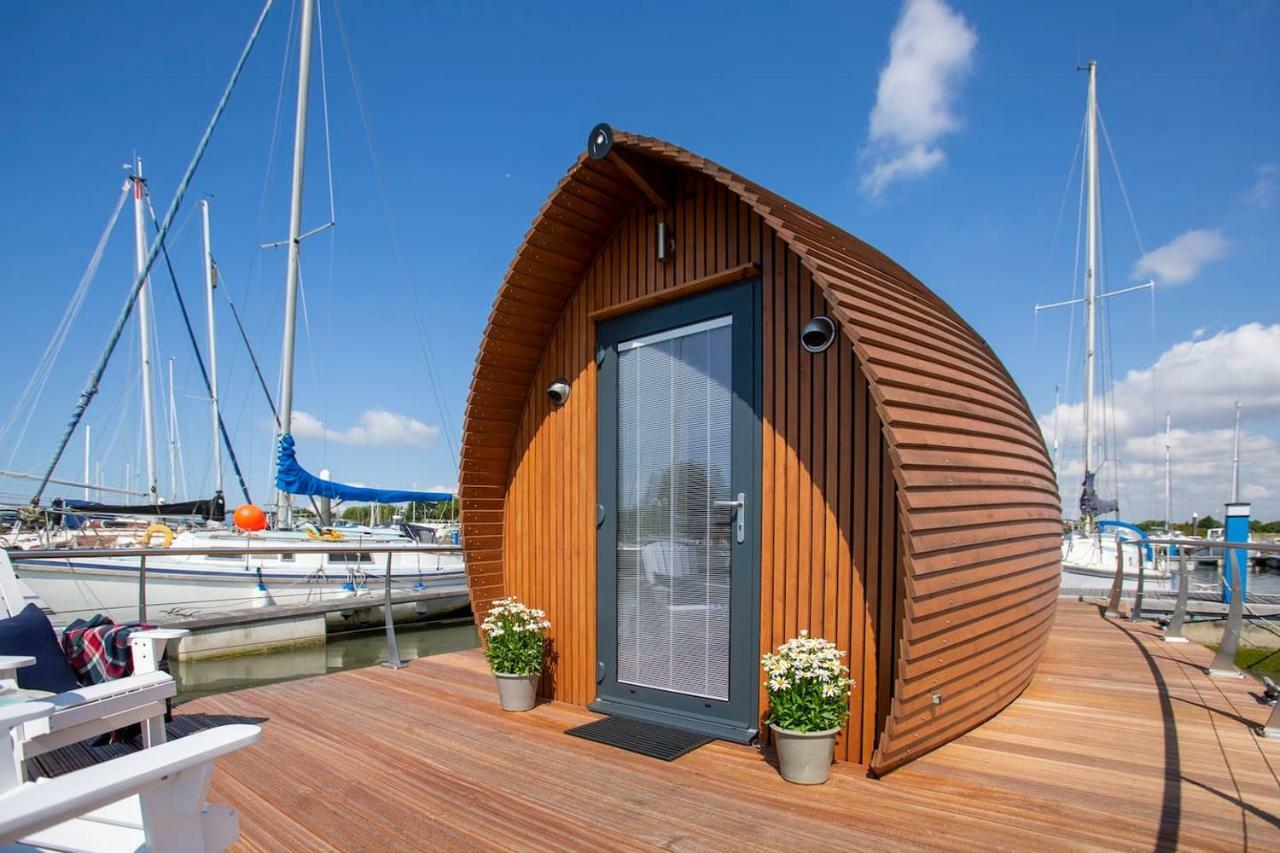Sea Breeze Ark 900 Emsworth Exterior foto