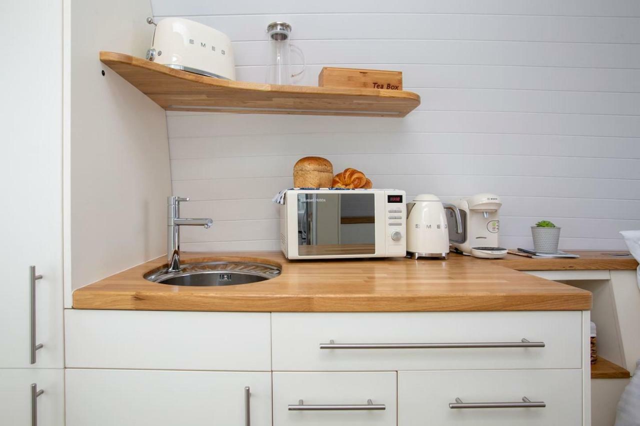 Sea Breeze Ark 900 Emsworth Exterior foto